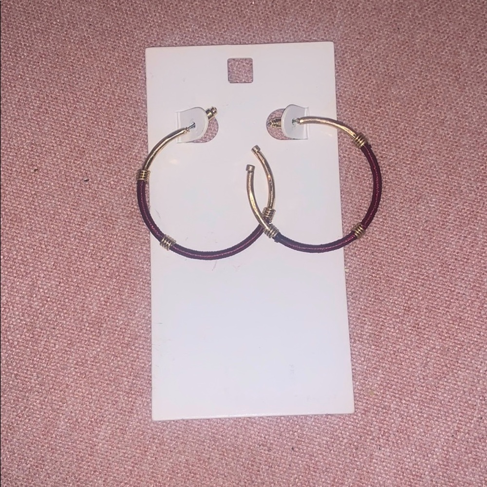 💛3 for $30 💛 burgundy and gold hoops